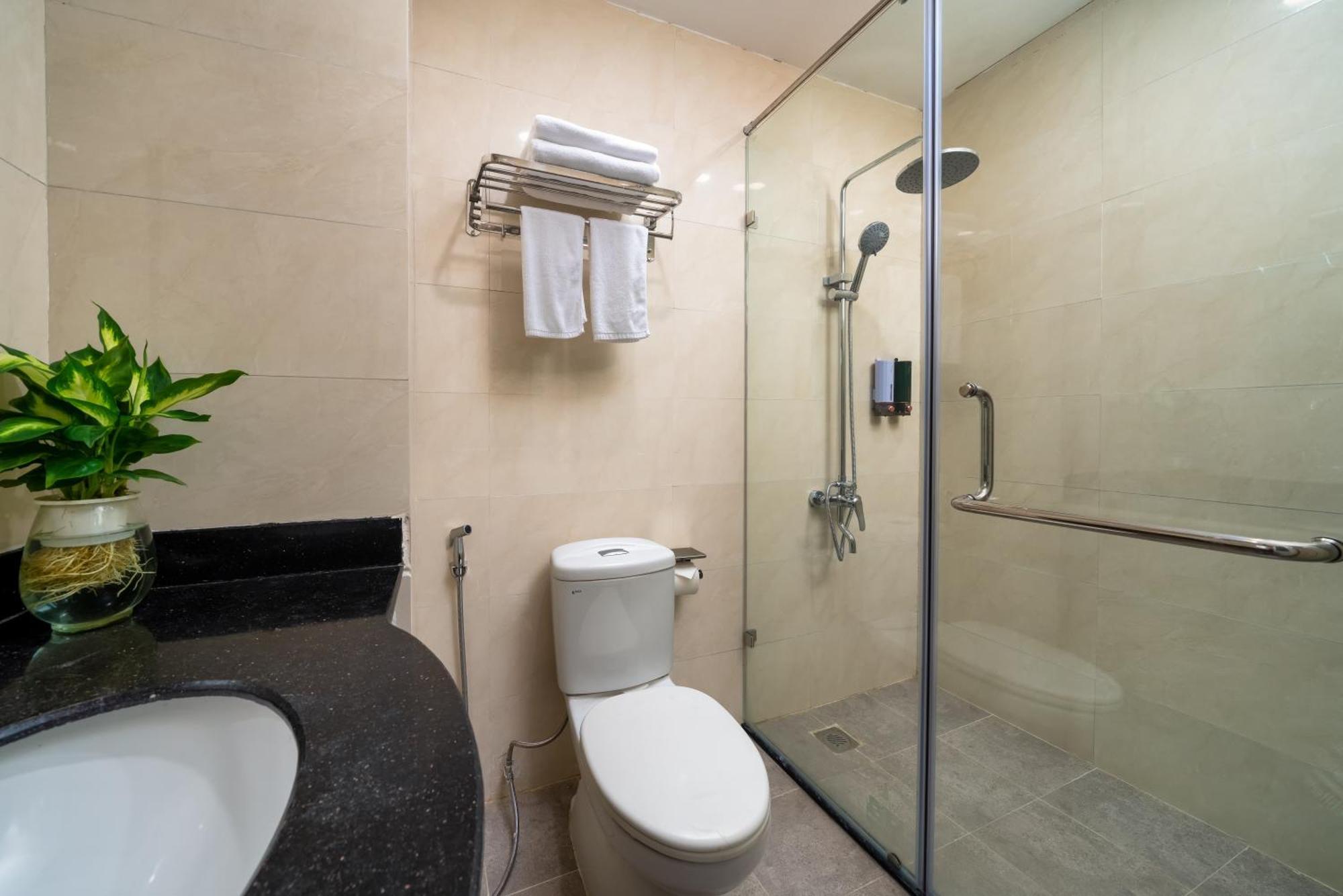 Astoria Hanoi Hotel & Travel Extérieur photo